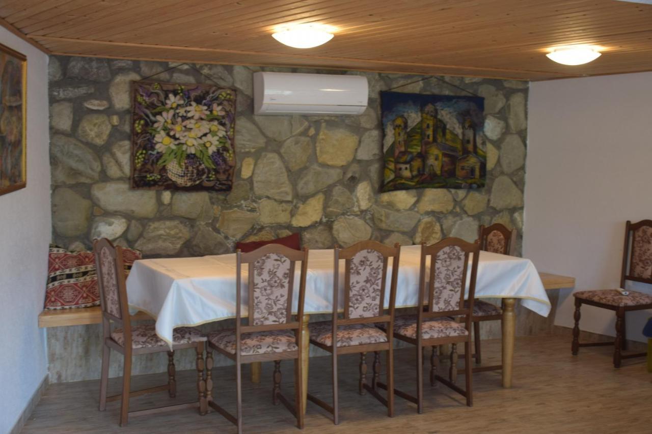 Guest House Ilto Akhmeta Εξωτερικό φωτογραφία